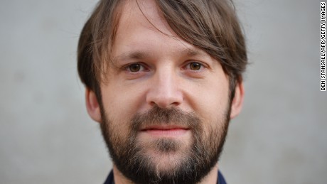 Chef Rene Redzepi of Danish restaurant Noma poses for photographers ahead of the World's 50 Best Restaurants Awards 2013 at the Guildhall in London on April 29, 2013. AFP PHOTO / BEN STANSALL (Photo credit should read BEN STANSALL/AFP/Getty Images)