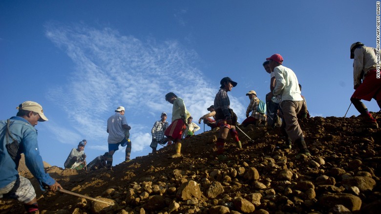 Report: 30 sleeping jade hunters killed when hill of mine tailings collapses