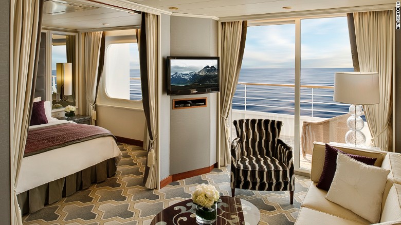 Crystal Serenity&#39;s Penthouse Suite.