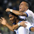 Arnold Peralta celebrates Honduras
