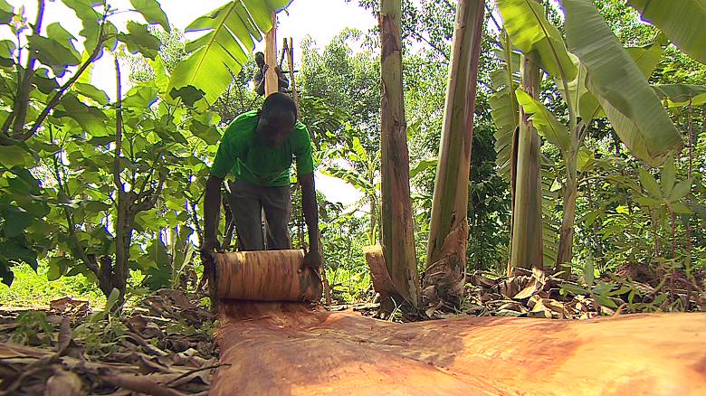 Ancient technique inspires Uganda&#39;s fashion designers