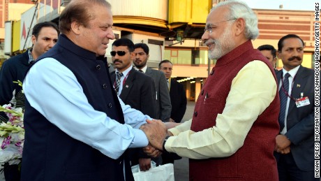 Indian Prime Minister on surprise trip to Pakistan