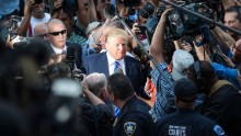 NEW YORK, NY - AUGUST 17:  Republican Presidential hopeful Donald Trump arrives at Manhattan Supreme Court to report for jury duty on August 17, 2015 in New York City. Trump spent the last few days on the campaign trail at the Iowa state fair before returning to New York to perform the civic duty.  (Photo by Andrew Burton/Getty Images)