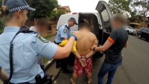 Australian police make arrests in relation to the transpotation and manufacture of large quanities of &#39;ice&#39;.