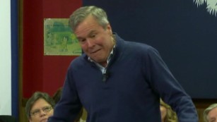 Jeb Bush impersonates Donald Trump