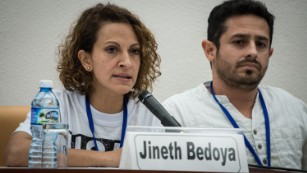 Jineth Bedoya, left, speaks during a press conference on November 2, 2014 in Havana.