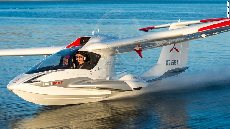 Icon A5 light aircraft.