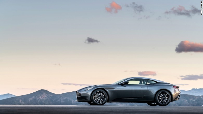 Η DB11 έχει κάτω από την κουκούλα επιρροή από AMG.