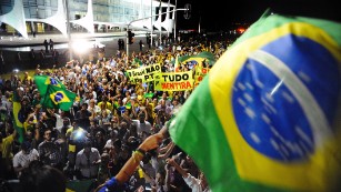 Anti-corruption protests rock Brazil