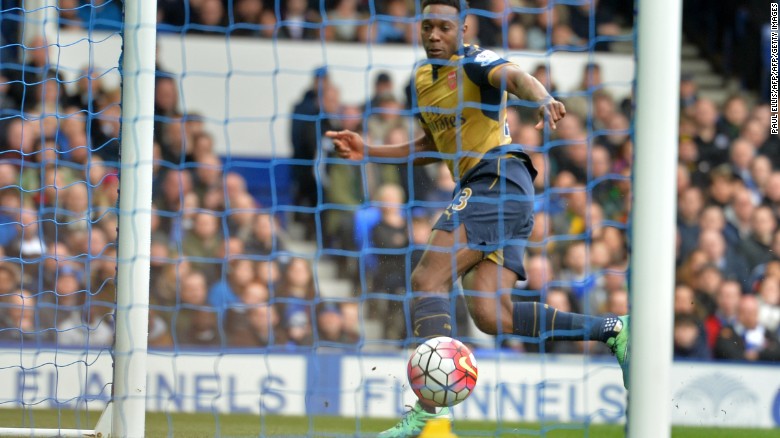 Arsenal&#39;s Danny Welbeck continued his fine form on return from injury, scoring his fourth goal in nine matches.