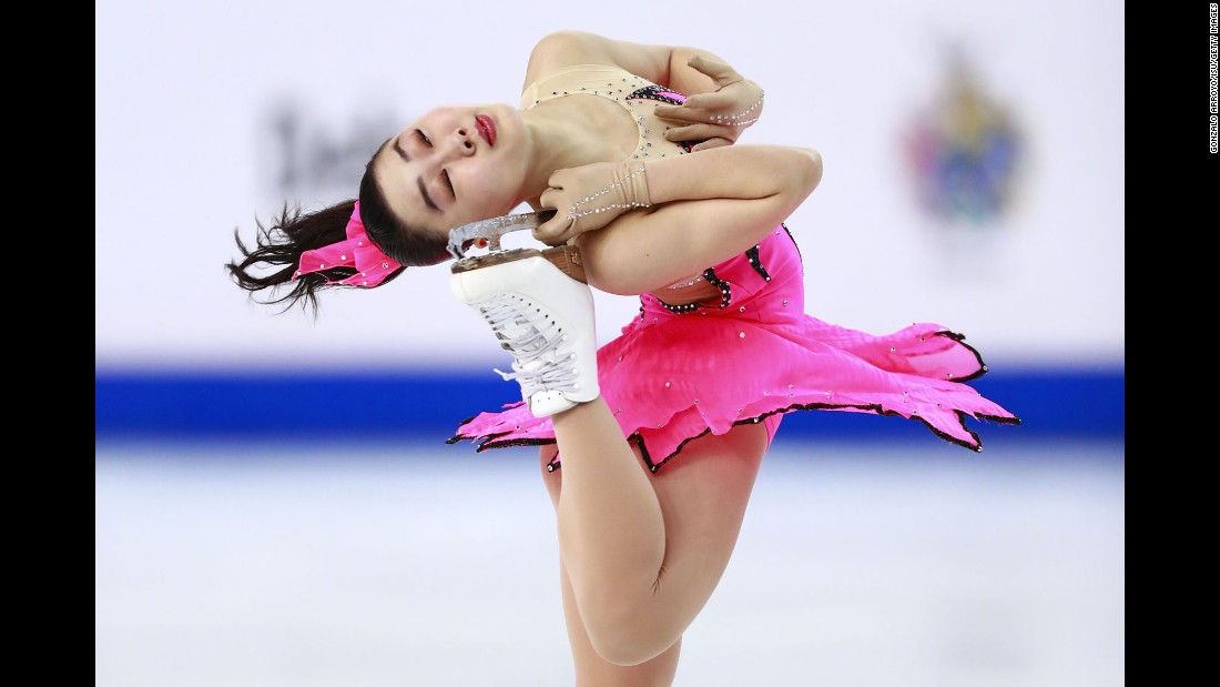Japan&#39;s Wakaba Higuchi skates her short program Friday, March 18, during the World Junior Figure Skating Championships in Debrecen, Hungary. She won the bronze.