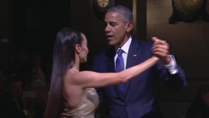obama michelle dancing tango argentina raw_00004018.jpg