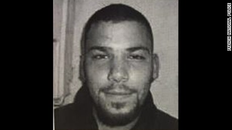 Investigators hunt more suspects after Brussels terror attacks 