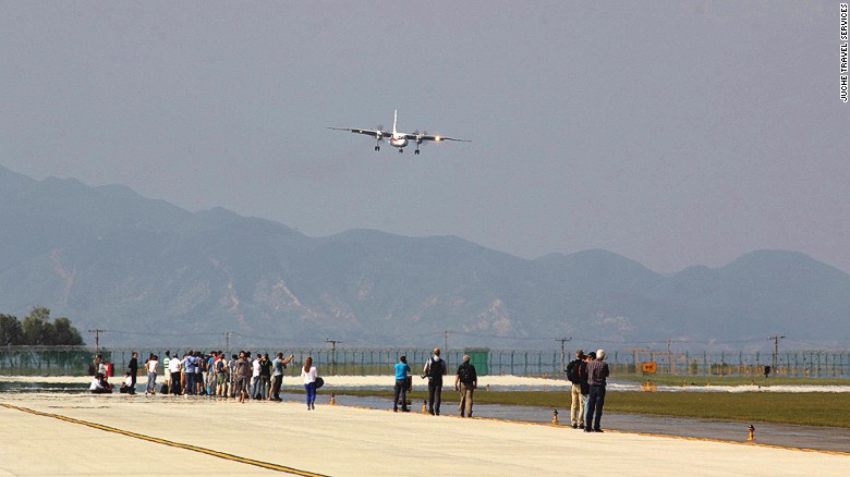 An Antonov An-24 makes its approach at North Korea's Wonsan Kalma International Airport. 