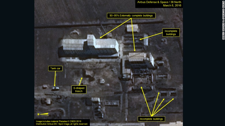 Construction of new facility near the uranium enrichment complex continues.