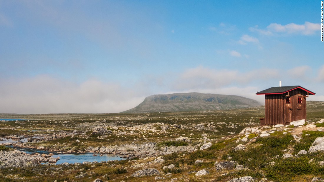 This remote Arctic outhouse, offering a view of Finland&#39;s Salmivaara Fell, lies on Europe&#39;s most northerly hiking trail.