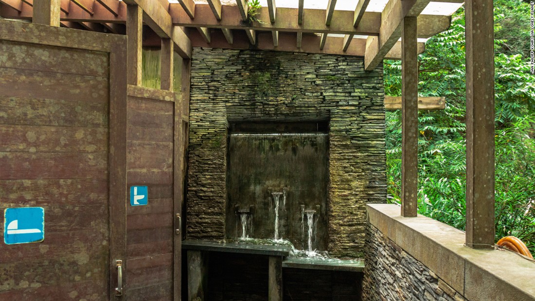 There&#39;s no shortage of running water at this bathroom on the Baiyang Waterfall Trail in Taiwan.