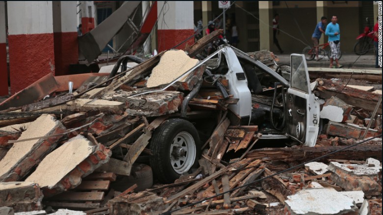 160417112650-03-ecuador-quake-0417-exlarge-169