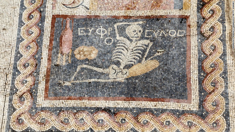 160425170735-hatay-skeleton-mosaic-be-cheerful-exlarge-169.jpeg
