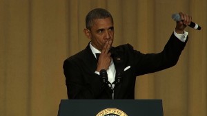 Pres. Obama literally drops the mic to end his final White House Correspondents' Dinner. (April 30, 2016)