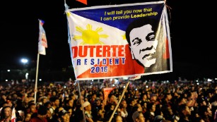 Philippines&#39; Rodrigo Duterte: Public &#39;can kill&#39; criminals