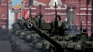 Russian T-90A tanks roll at the Red Square during the Victory Day military parade general rehearsal in Moscow on May 7, 2016 / AFP / KIRILL KUDRYAVTSEV        (Photo credit should read KIRILL KUDRYAVTSEV/AFP/Getty Images)