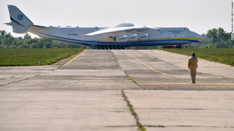 We live in an age when most airliners are powered by two or four jet engines. This monster has six. 