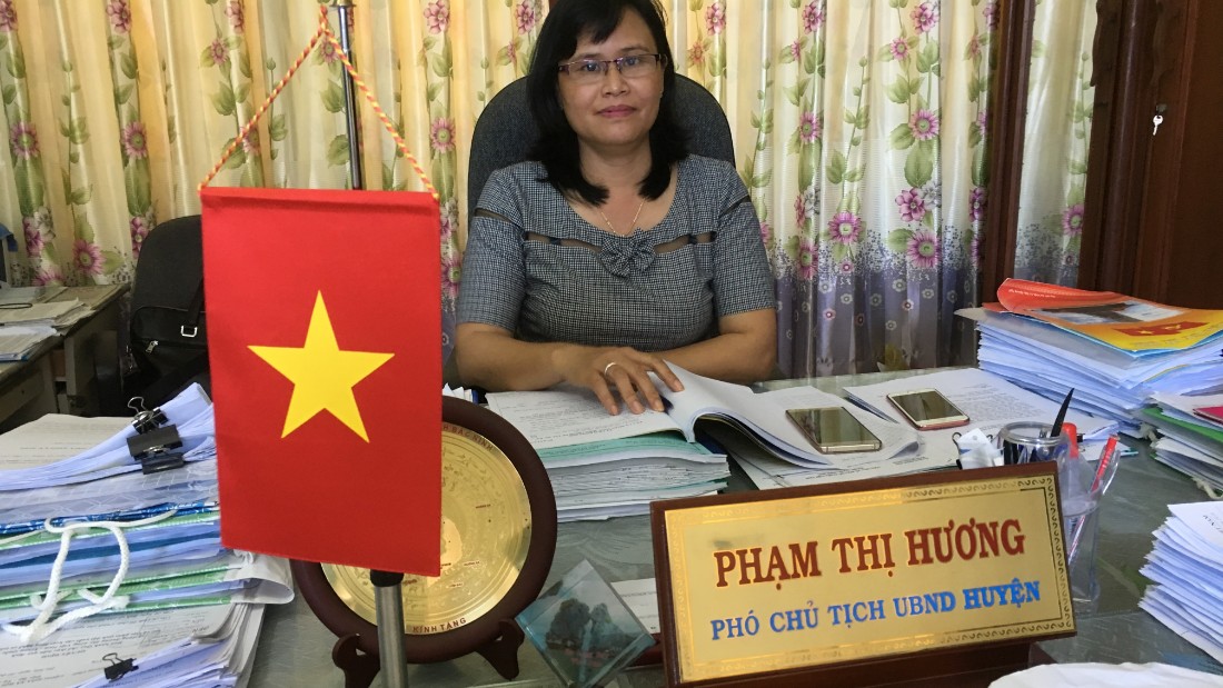 Pham Thi Huong, vice chair of the Ly Son District People&#39;s Committee