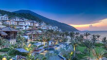 Some chain hotels are better than others. The most luxurious of big brand offerings include the InterContinental Danang Sun Peninsula Resort, a temple-inspired creation that blends into its dramatic setting.