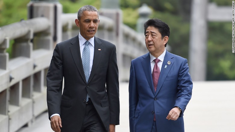 US President Barack Obama (L) walks with Japan's Prime Minister Shinzo Abe (R) as they arrive at Ise-Jingu Shrine in the city of Ise in Mie prefecture, on May 26, 2016, on the first day of the G7 leaders summit.

World leaders kick off two days of G7 talks in Japan on May 26 with the creaky global economy, terrorism, refugees, China's controversial maritime claims, and a possible Brexit headlining their packed agenda. / AFP / STEPHANE DE SAKUTIN        (Photo credit should read STEPHANE DE SAKUTIN/AFP/Getty Images)