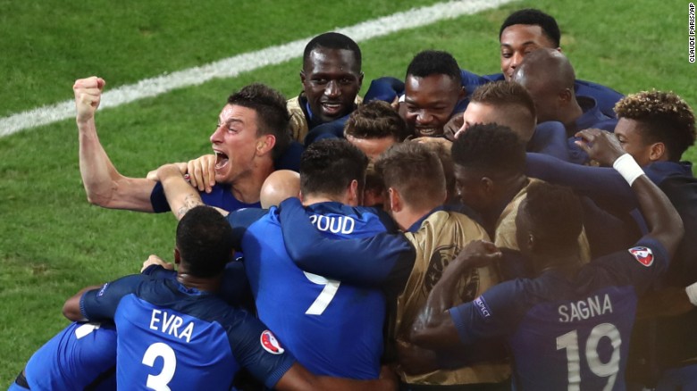 French players celebrate Antoine Griezmann&#39;s goal against Albania on Wednesday, June 15. The goal came in the 90th minute and broke a scoreless tie in Marseille, France. Dmitri Payet added another goal in stoppage time as France prevailed 2-0.