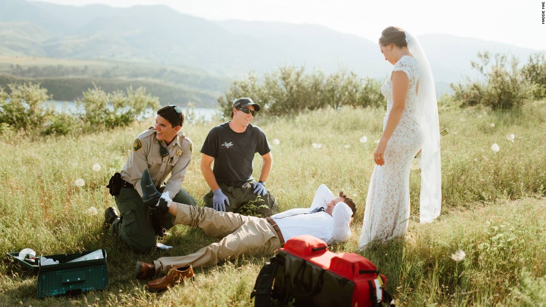 05 snake bite wedding shoot