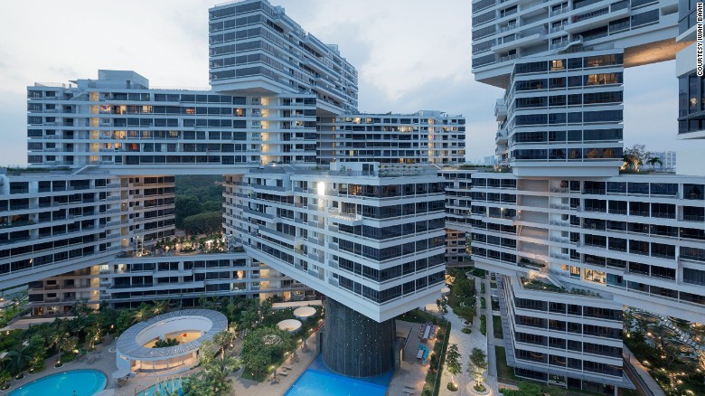 Η διεμπλοκή, ένα συγκρότημα κατοικιών n Σιγκαπούρη, ονομάστηκε World Κτίριο της χρονιάς στο Παγκόσμιο Φεστιβάλ Αρχιτεκτονικής το 2015. 