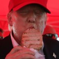 07 politicians eating