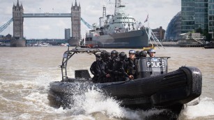 London&#39;s armed cops readying for terror attack