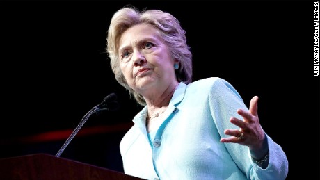 Clinton: Trump 'dropping in' on Mexico isn't what it takes to build alliances