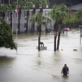 17 la-flooding 0813