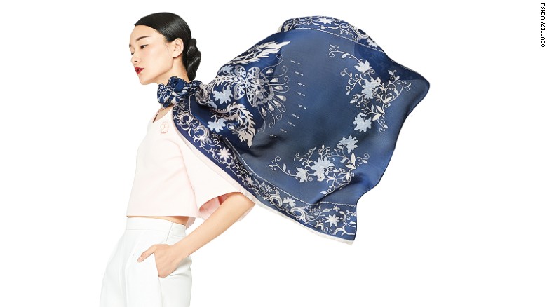 Hangzhou is known as the city of silk. Scarves are the city&#39;s most popular silk souvenir, highlighting its cutting-edge dyeing techniques. The industry leader is &lt;a href=&quot;http://global.wensli.com/&quot; target=&quot;_blank&quot;&gt;Wensli&lt;/a&gt;, a homegrown silk brand. 