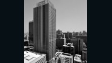 The Marble Towers have fared better since opening in 1973. The 32-floor skyscraper serves as the headquarters of Sanlam insurance, and is also referred to as the Sanlam Sentrum.