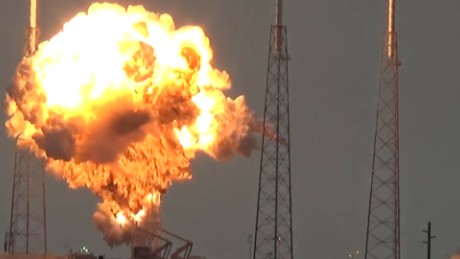SpaceX rocket explodes on launch pad_00000000