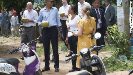 Obama addresses Asia trip hiccups