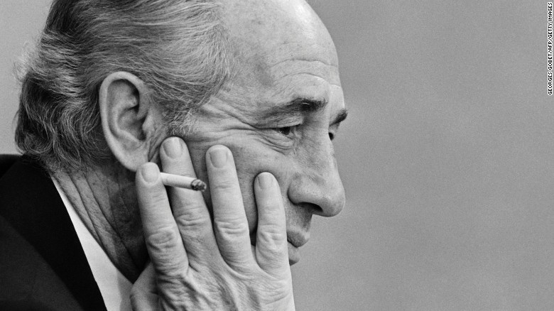 http://www.gettyimages.com/license/542268238An archive portrait taken on January 22, 1981 in Paris shows Israeli Labor Party leader Shimon Peres.  AFP PHOTO GEORGES GOBET / AFP / GEORGES GOBET        (Photo credit should read GEORGES GOBET/AFP/Getty Images)