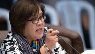 Anti-Duterte senator removed from committee investigating killings