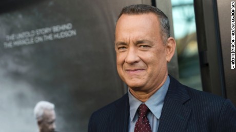Tom Hanks crashes Central Park wedding photo