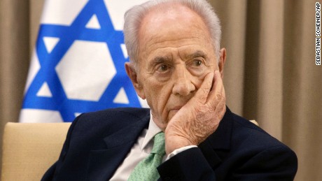 Obama orders flags at half-staff to honor Peres