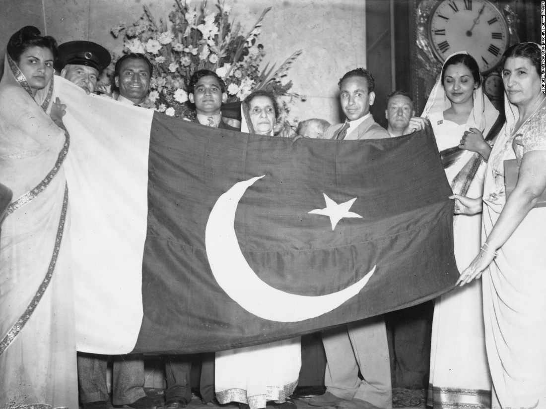 pakistan-s-first-flag-raising-ceremony-in-london-uk