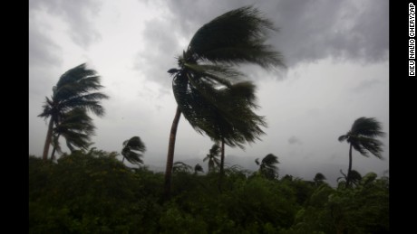 Hurricane Matthew hits Haiti