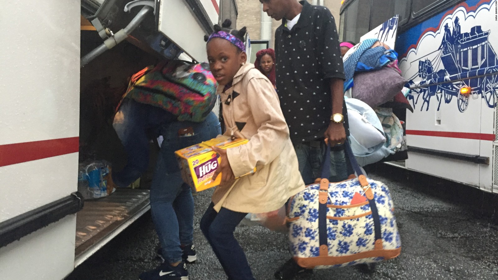 Georgia buses help residents flee Hurricane Matthew