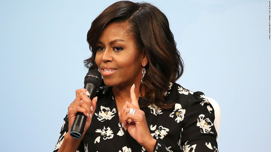 First lady gets 'Barefoot' with Ina Garten