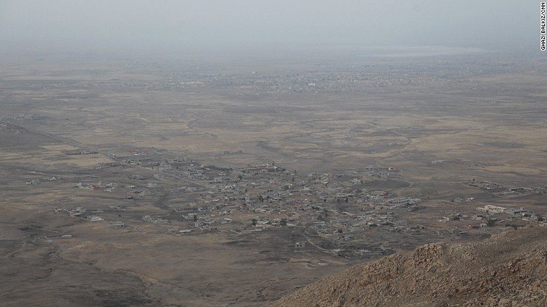 The deserted villages of Bazgirtan and Ba-Sakhra, the last two villages before Mosul